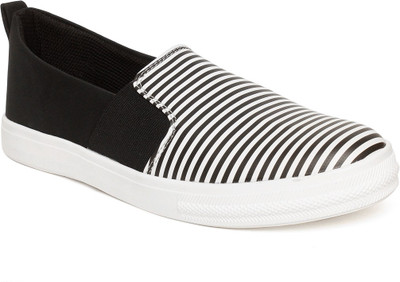 

Vendoz Casuals For Women(Black