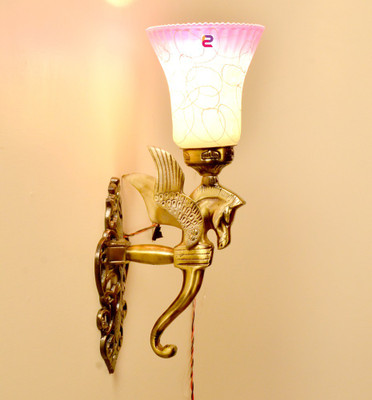 

Creaze Wallchiere Wall Lamp