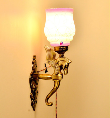 

Creaze Wallchiere Wall Lamp