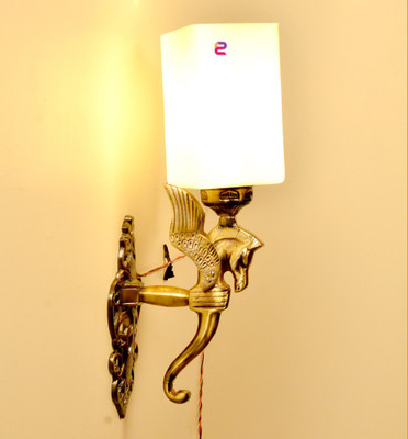 

Creaze Wallchiere Wall Lamp