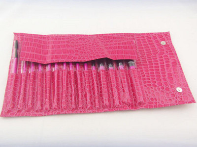 

Imported Cosmetic Professional Makeup Brush Set - 15 Pieces with Pink Faux Crocodile Case(Pack of 15)