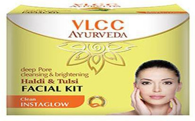 

VLCC Ayurveda Deep Pore Cleansing and Brightening Haldi and Tulsi Facial Kit 50 g