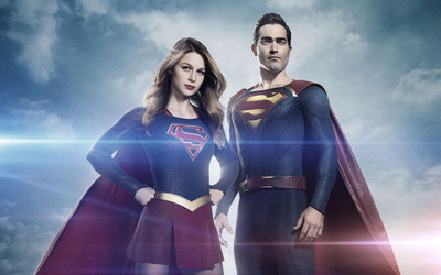 

Supergirl Superman 4K ON FINE ART PAPER HD QUALITY WALLPAPER POSTER Fine Art Print(19 inch X 13 inch, Rolled)