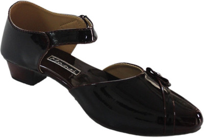

SK TRADERS Women Brown Heels