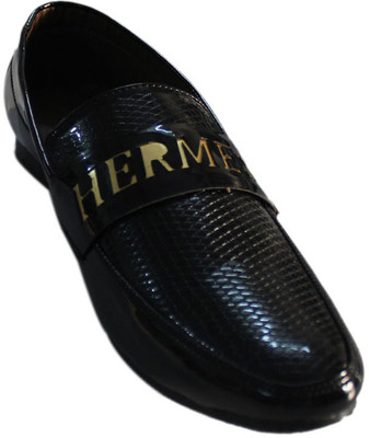 

SK TRADERS Office Wear Sneakers For Men(Black