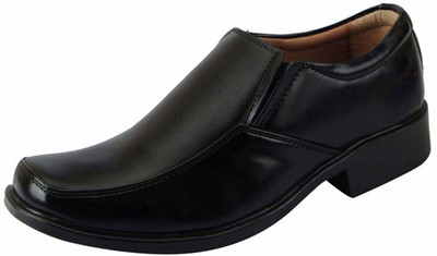 

Bata Men's Formal Slip On For Men(Black