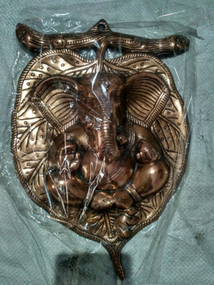 

MATERIALCRAFT PTTA GANESH PLATE Decorative Showpiece - 31 cm(Aluminium, Brown)