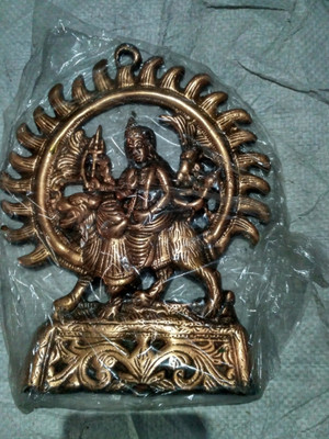 

MATERIALCRAFT STANDING KIRAN DURGA PLATE Decorative Showpiece - 21 cm(Aluminium, Brown)