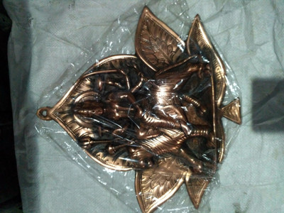 

MATERIALCRAFT CHIDI PATTA DURGA Decorative Showpiece - 39 cm(Aluminium, Brown)