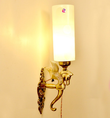 

Creaze Wallchiere Wall Lamp
