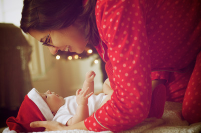 

close up mother & daughter ON FINE ART PAPER HD QUALITY WALLPAPER POSTER Fine Art Print(19 inch X 13 inch, Rolled)