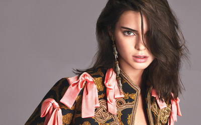 

Kendall Jenner US Vogue 2016 ON HI QUALITY LARGE PRINT 36X24 INCHES Photographic Paper(36 inch X 24 inch, Rolled)