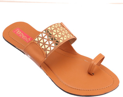 

Footrendz Women Tan Flats