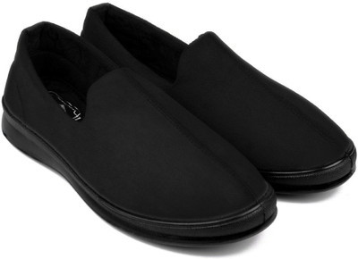 

Asian Casuals For Men(Black, Black