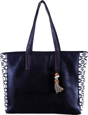 

Berserk Tote(Black, White)