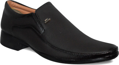 

Feetway Flat Black Pointed Formal Slip On For Men(Black