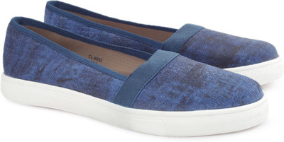 

Miss CL By Carlton London Loafer For Women, Navy