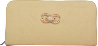 

g company Casual Beige Clutch