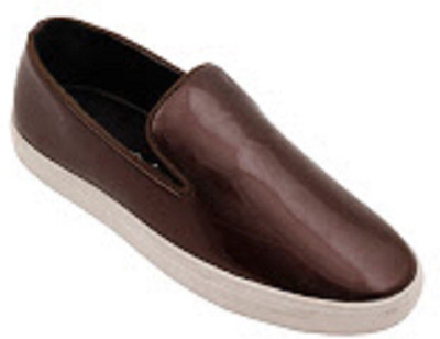 

RED MARINE Slip On Sneakers For Men(Brown