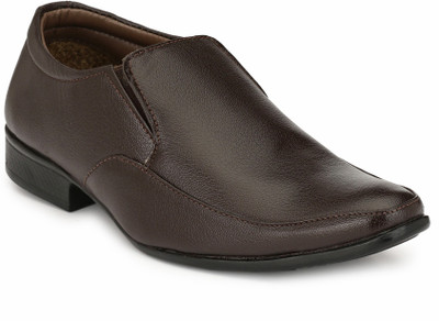 

Guava Slip On For Men(Brown