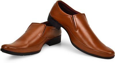 

Connekt Slip On For Men(Tan