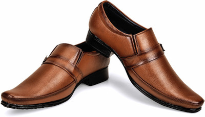 

Connekt Slip On For Men(Brown