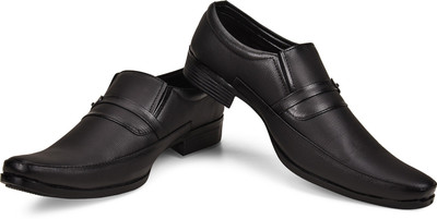 

Connekt Slip On For Men(Black