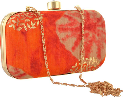 

Zephyrr Party Red Clutch