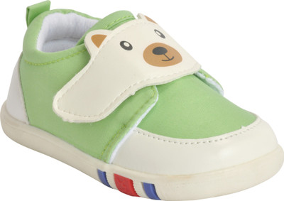 

Kiwi Boys & Girls Velcro Sneakers(Green