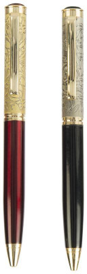 

Maa Bhagwati Steel Body Pen With Engraved Print Hand-crafted With Case Ball Pen