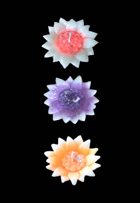 

Craft Art India Wax Religious Handmade Tea Light Candle/Floating Diya PTFE (Non-stick) (Pack of 3) Table Diya Set(Height: 1 inch)