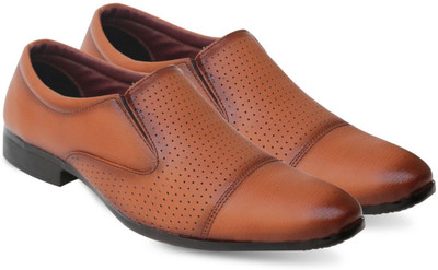 

Axonza AXONZA Men's brown 535 synthetic leather slip on formal shoes Slip On For Men(Tan