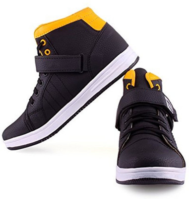 

fashionforsure Causal shoe for men in sports look in 7 to 10 size High Tops For Men(Black