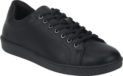 

Bond Street By Red Tape Men Sneakers For Men(Black