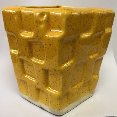 

sng Ceramic Vase(5 inch, Yellow)
