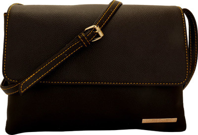 

LAPIS-O- LUPO Blanc Women’s Sling Bag (Black) Sling Bag(Black, 7 L)