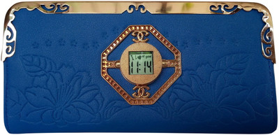 

model Party Blue Clutch