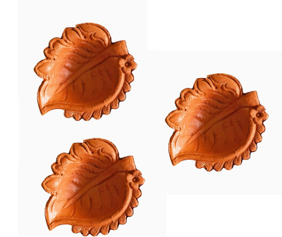 

Sita 3 Flower Bow L Earthenware (Pack of 3) Table Diya Set(Height: 1.7 inch)