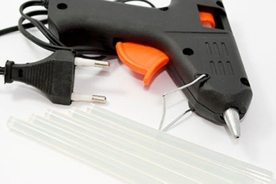 

Imstar 40 W Hot Melt Glue Gun with 2 Glue Sticks Free, Covered Nozzle, High Temperature Corded Glue Gun(11 mm)