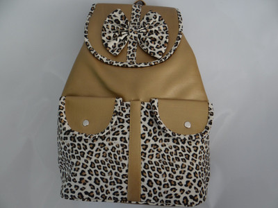 

DEVINDUSTRIES Shoulder Bag(Brown)