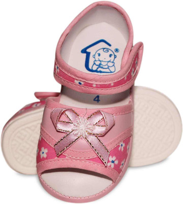 

Wonder Kids Boys & Girls Velcro Mule(Slip ons)(Pink