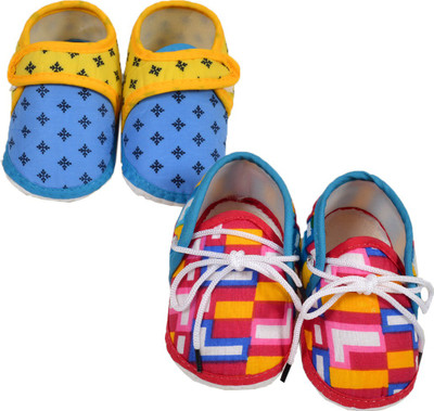 

Crux & Hunter Booties(Toe to Heel Length - 12 cm Multicolor)
