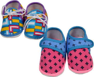 

Crux & Hunter Booties(Toe to Heel Length - 12 cm Multicolor)