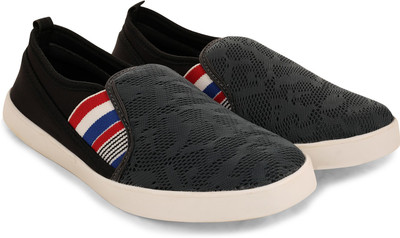 

Footfad Casuals For Men(Multicolor, Grey