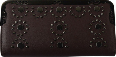 

Glitters Online Casual Brown Clutch