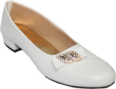 

GlobusMM Women White Casual