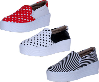 

IndiWeaves Casuals For Women(Multicolor