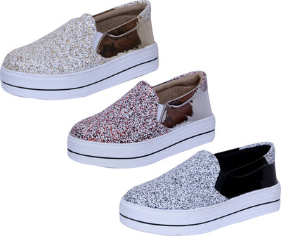 

IndiWeaves Casuals For Women(Multicolor