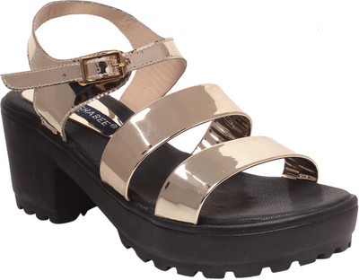 

MSC Women Gold Wedges