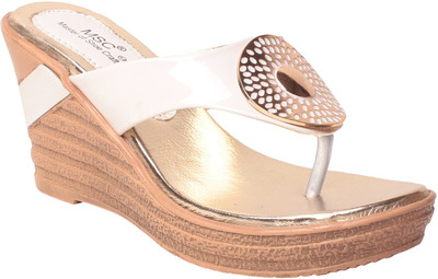 

MSC Women White Wedges